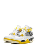 Jordan
Air Jordan 4 