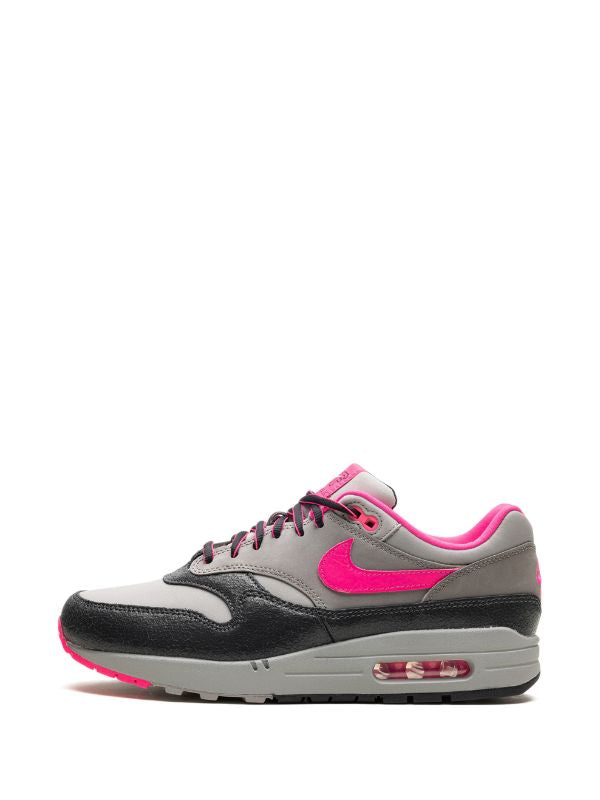 Nike
x HUF Air Max 1 SP "Pink Pow" sneakers