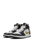 Jordan
Air Jordan 1 Mid SE 