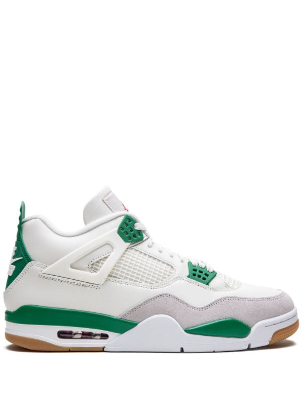 Jordan
Air Jordan 4 SB "Pine Green" sneakers