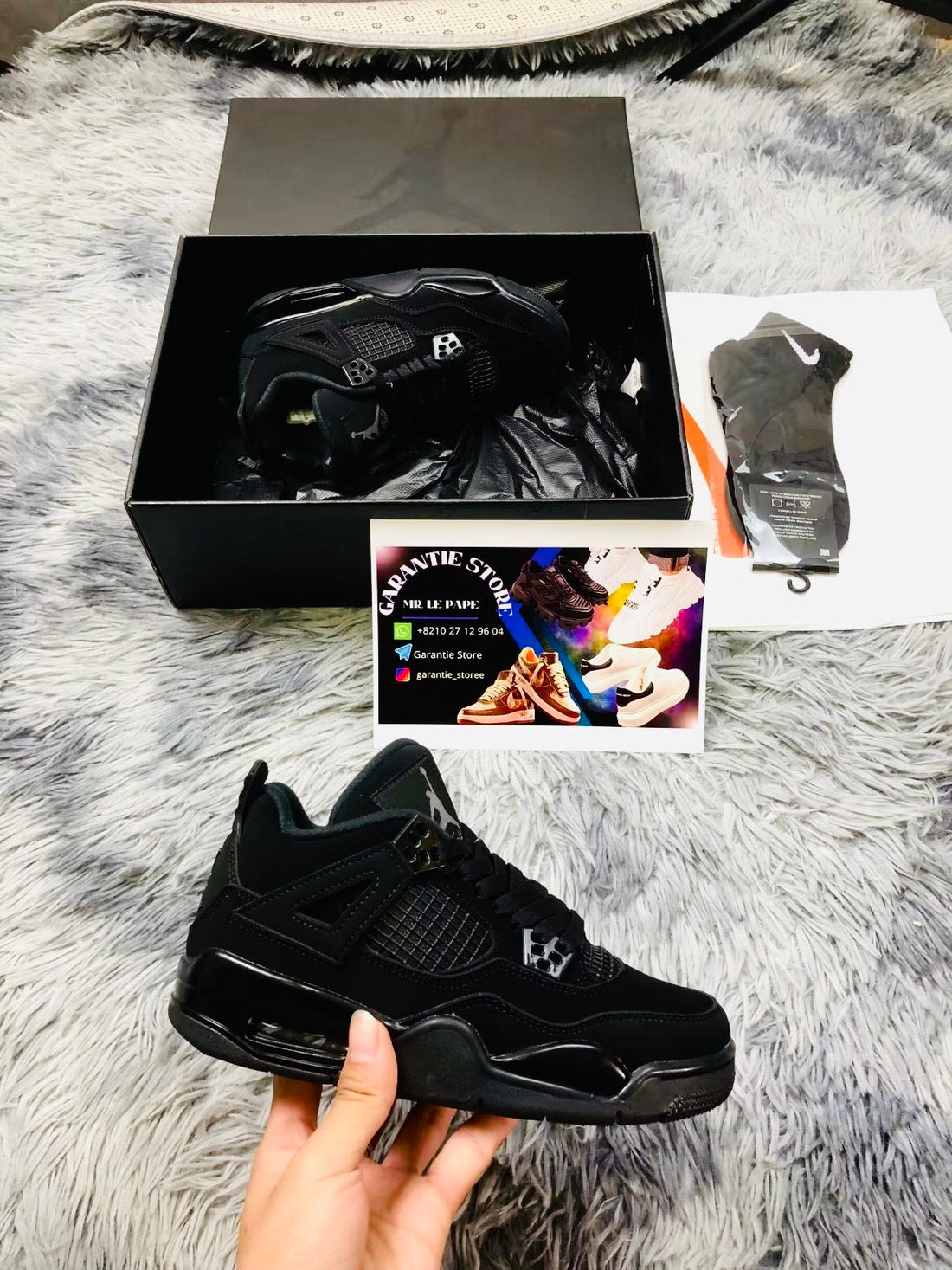 Jordan
Air Jordan 4 Retro "Black Cat 2020" sneakers