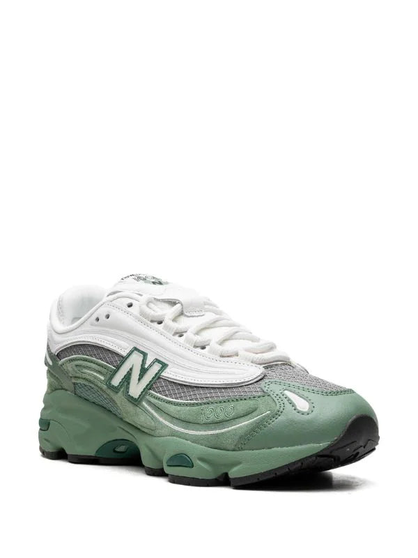 New Balance
1000 "Green" sneakers