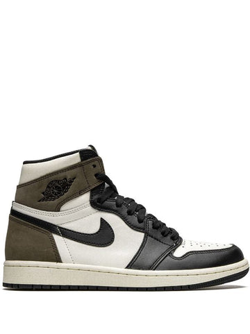 Jordan
Air Jordan 1 Retro High OG "Dark Mocha" sneakers