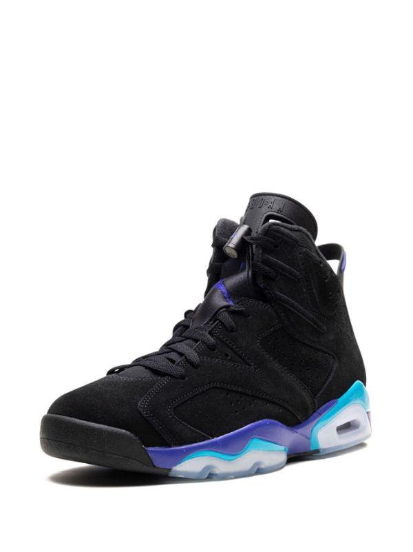 Jordan
Air Jordan 6 "Aqua" sneakers