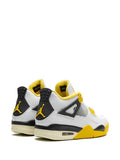 Jordan
Air Jordan 4 